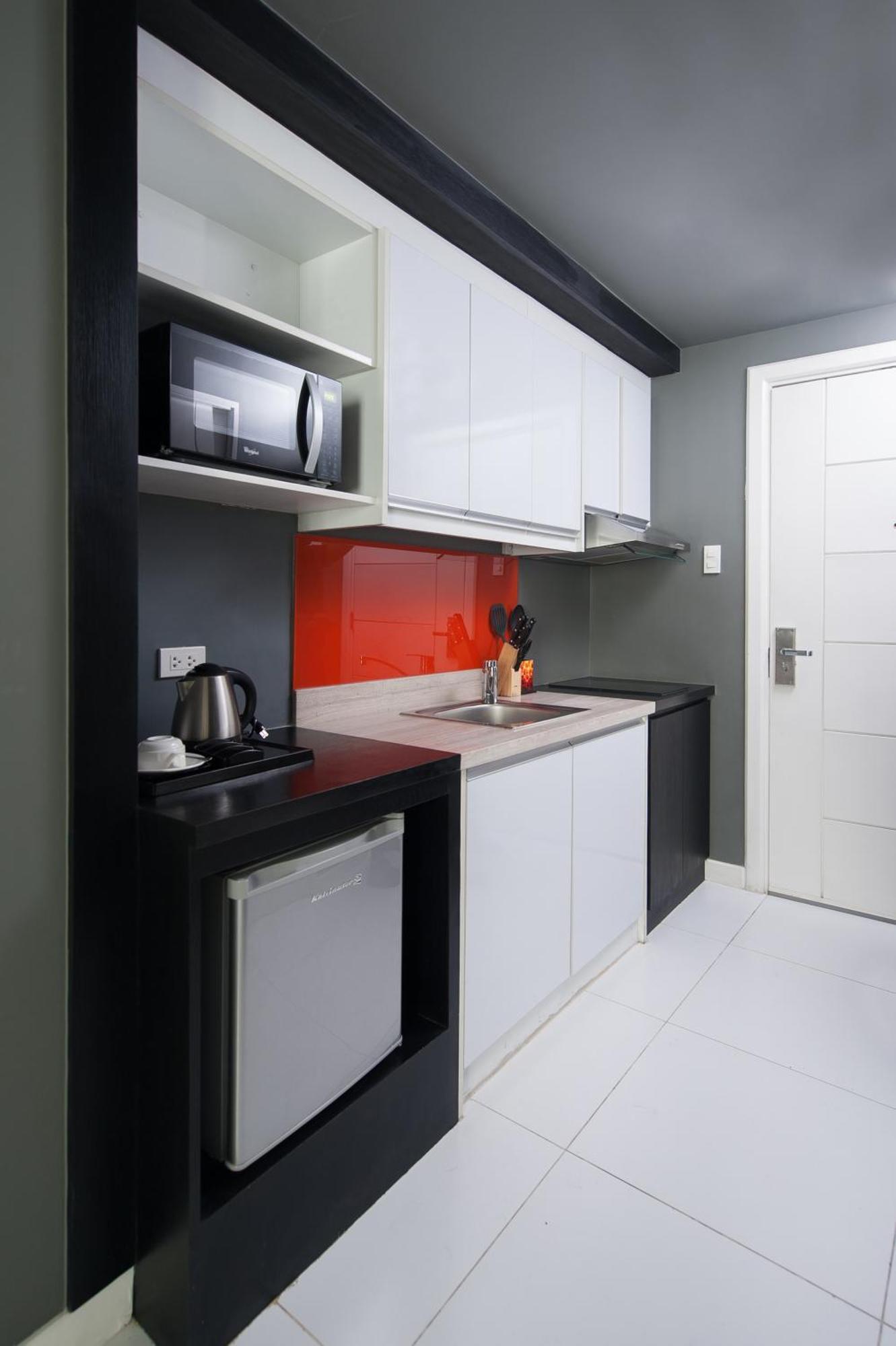 Kl Managed By Hii 3* Makati City